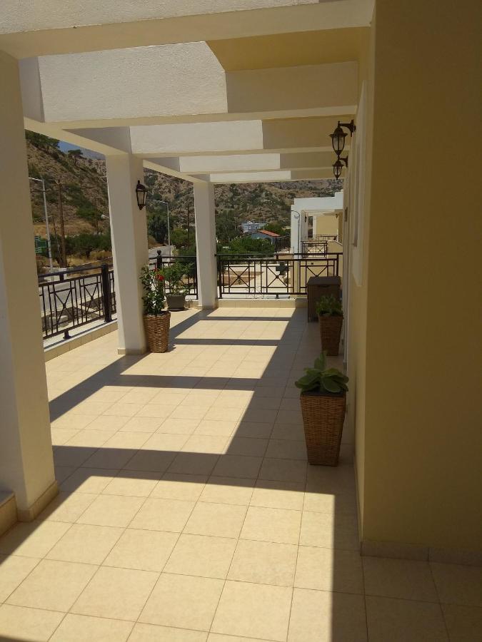 Sunsise Beauty By Zavolas Family - Limni Z3 Karpathos Bagian luar foto